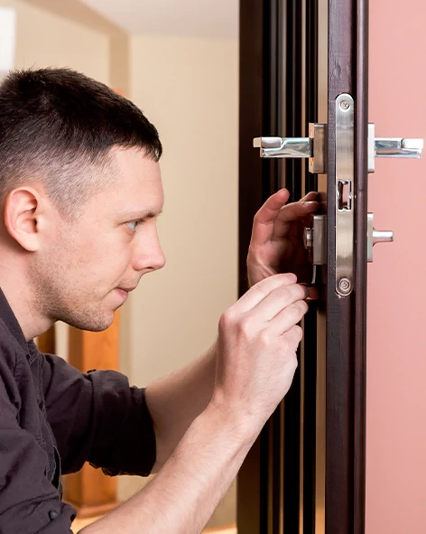 : Professional Locksmith For Commercial And Residential Locksmith Services in Chicago